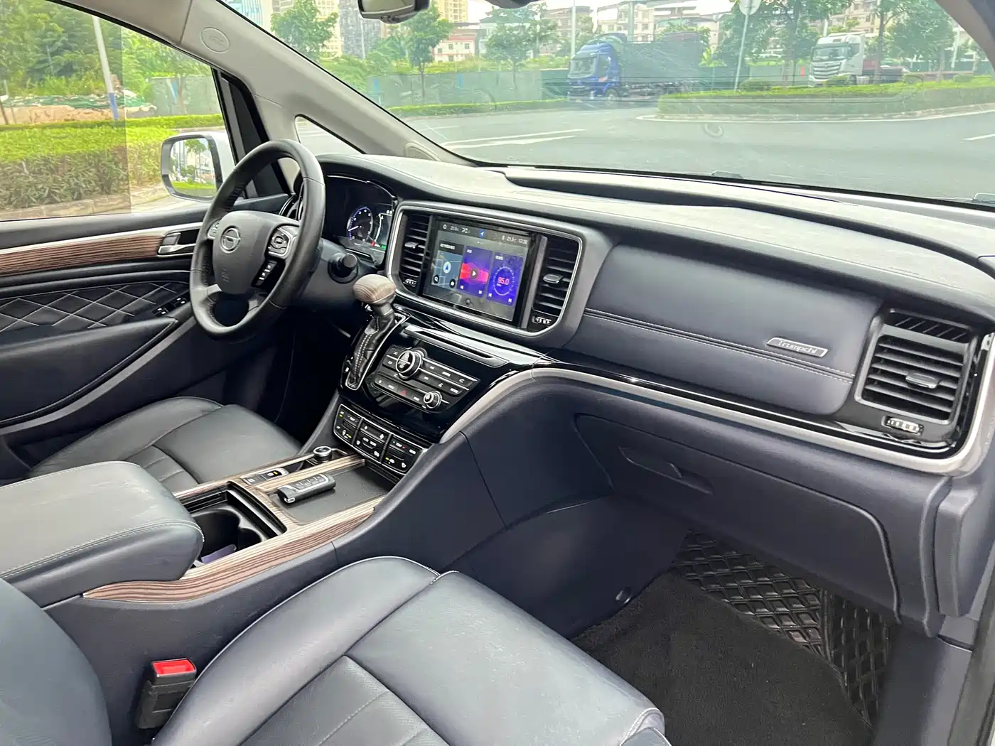 GAC Trumpchi Trumpchi M8 2020 Pilot 390T Prestige Edition фото 12