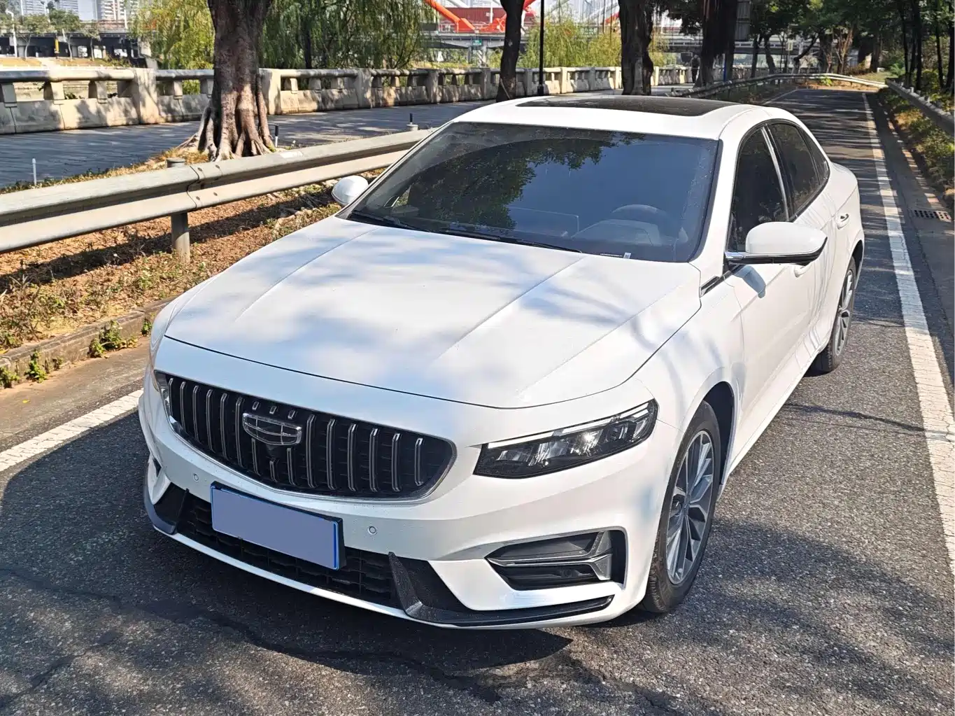 GEELY AUTOMOBILE XINGRUI