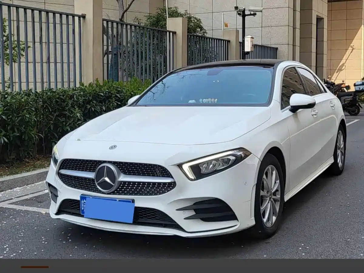 Фото 1 - Mercedes-Benz A-Class