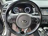 Photo 3 - Kia Niro