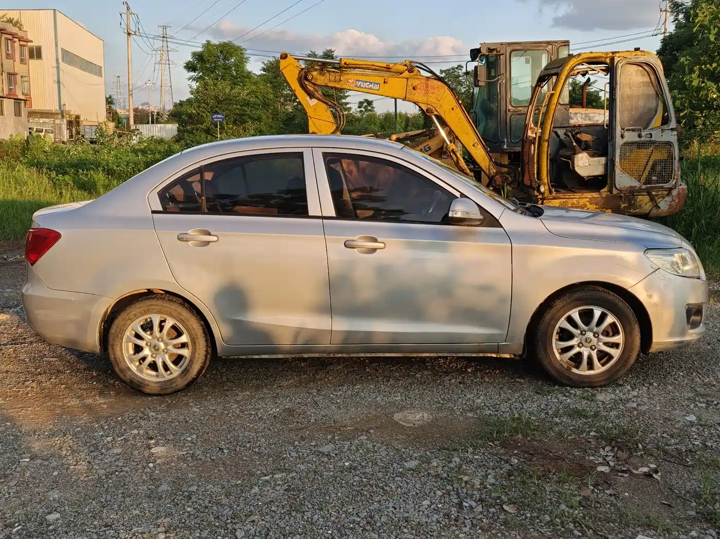 Changan Yuexiang V3 2013 2012 1.3L Manual Luxury Type China IV
