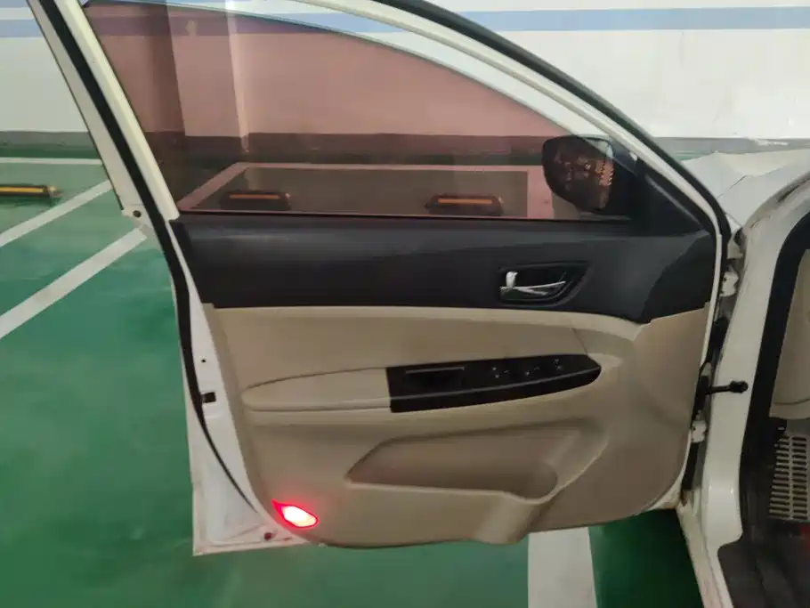 Changan Eado 2014 2014 1.6L Manual Luxury