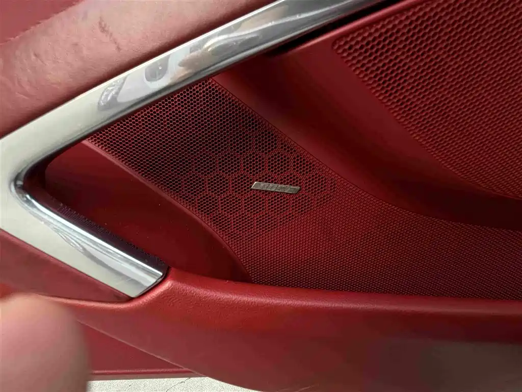 Photo 10 - Porsche Cayman