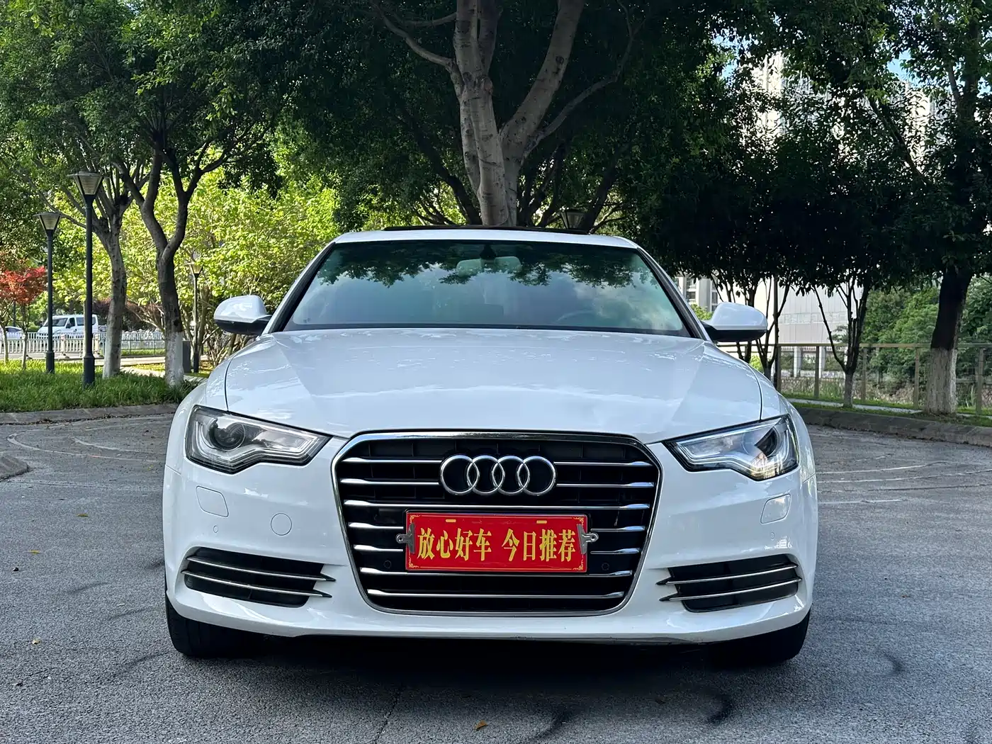 Audi A6L 2014 30 FSI Comfort фото 2