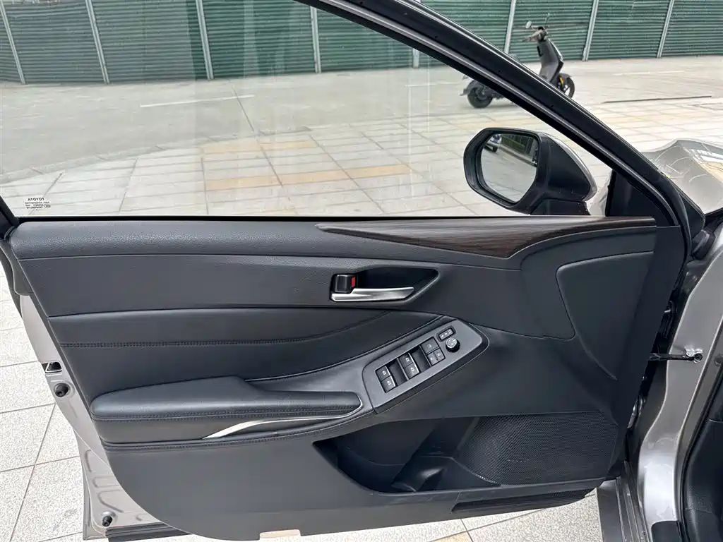 Toyota Avalon 2019 2.0L Progressive Edition (China VI) фото 13