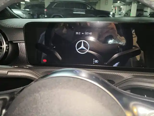 Mercedes-Benz A-Class 2021 A 200 L Sport Sedan Fashion Edition — фото 4