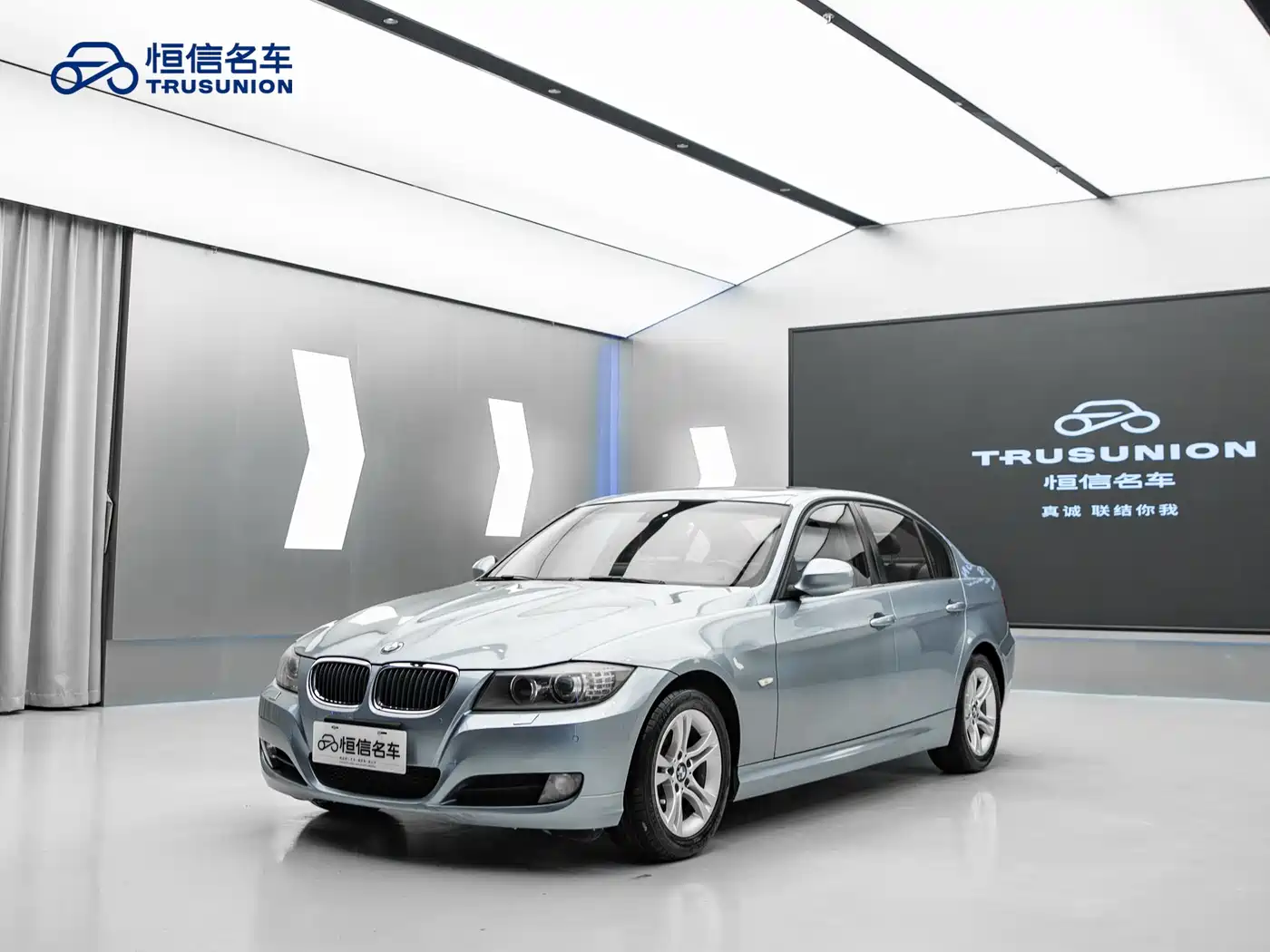 BMW 3 Series 2011 320i Fashion фото 3