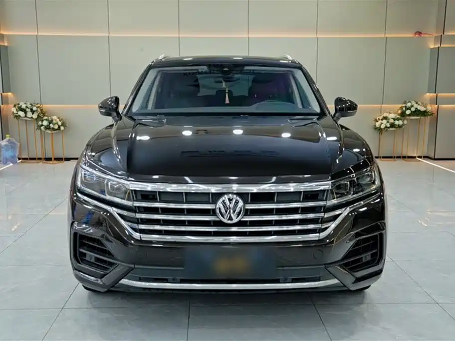 Volkswagen Touareg 2019 3.0TSI Sharp Edge Edition China VI фото 11