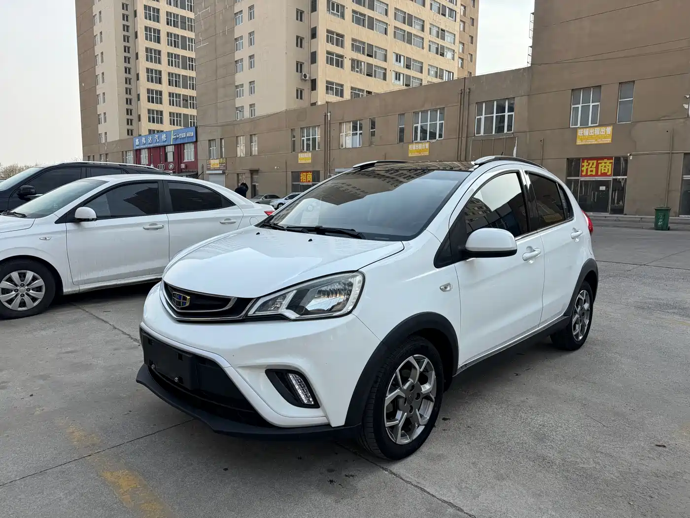 Geely Yuanjing X1 2018 2017 1.3L Auto Player Edition