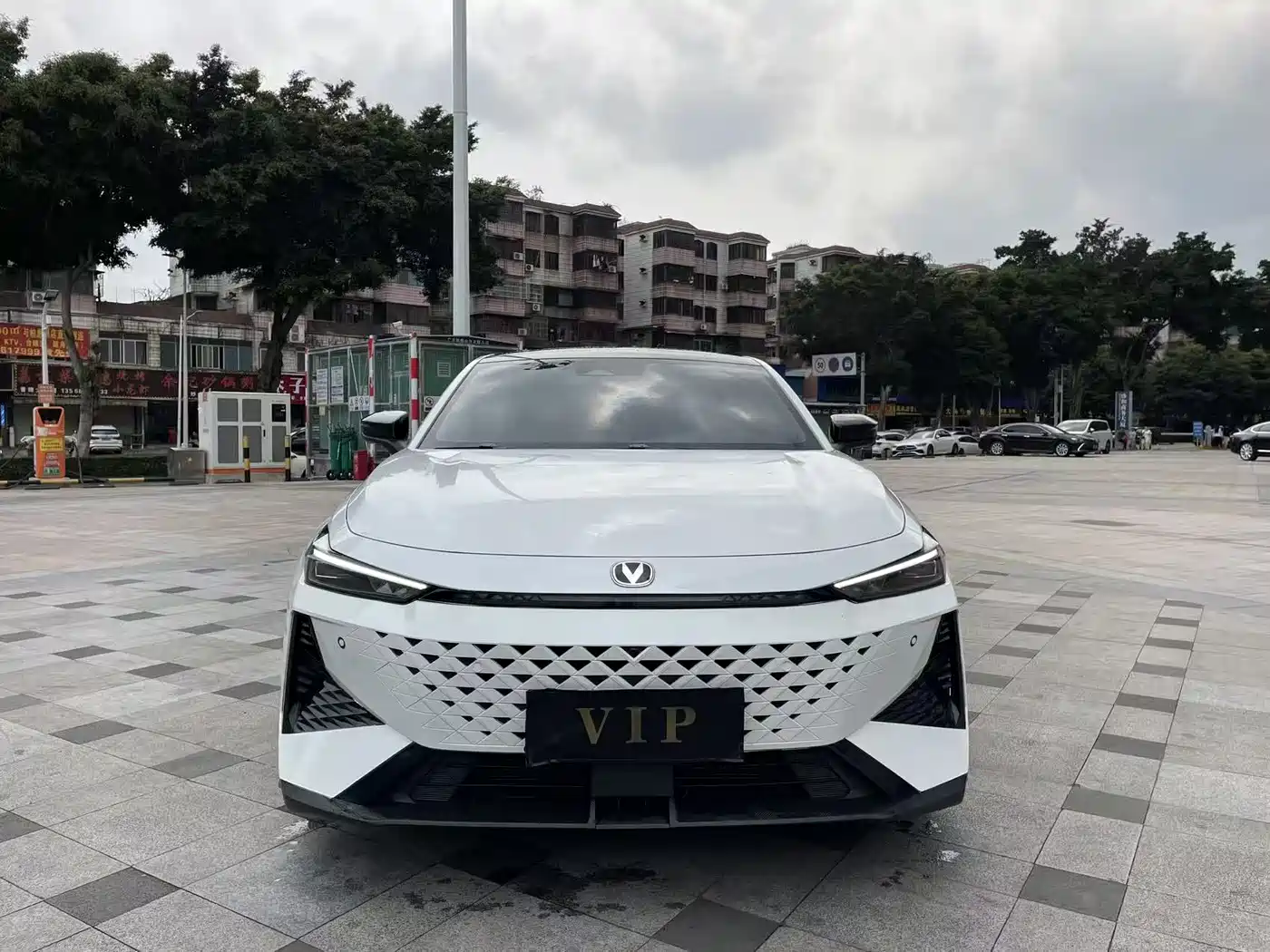 CHANGAN UNI-V