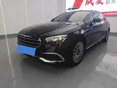 Mercedes-Benz E
