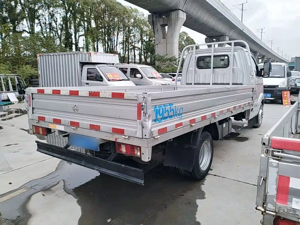 Changan Kuayue Kuayue King X5 2021 2021 Model 1.6L Petrol Standard Edition Single Cab Dual Rear Wheel Flatbed 3600mm Cargo Box DAM16KR
