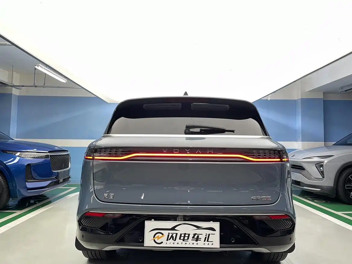 Voyah Auto VOYAH FREE 2021 AWD Standard Range Extender Exclusive Luxury Package фото 7