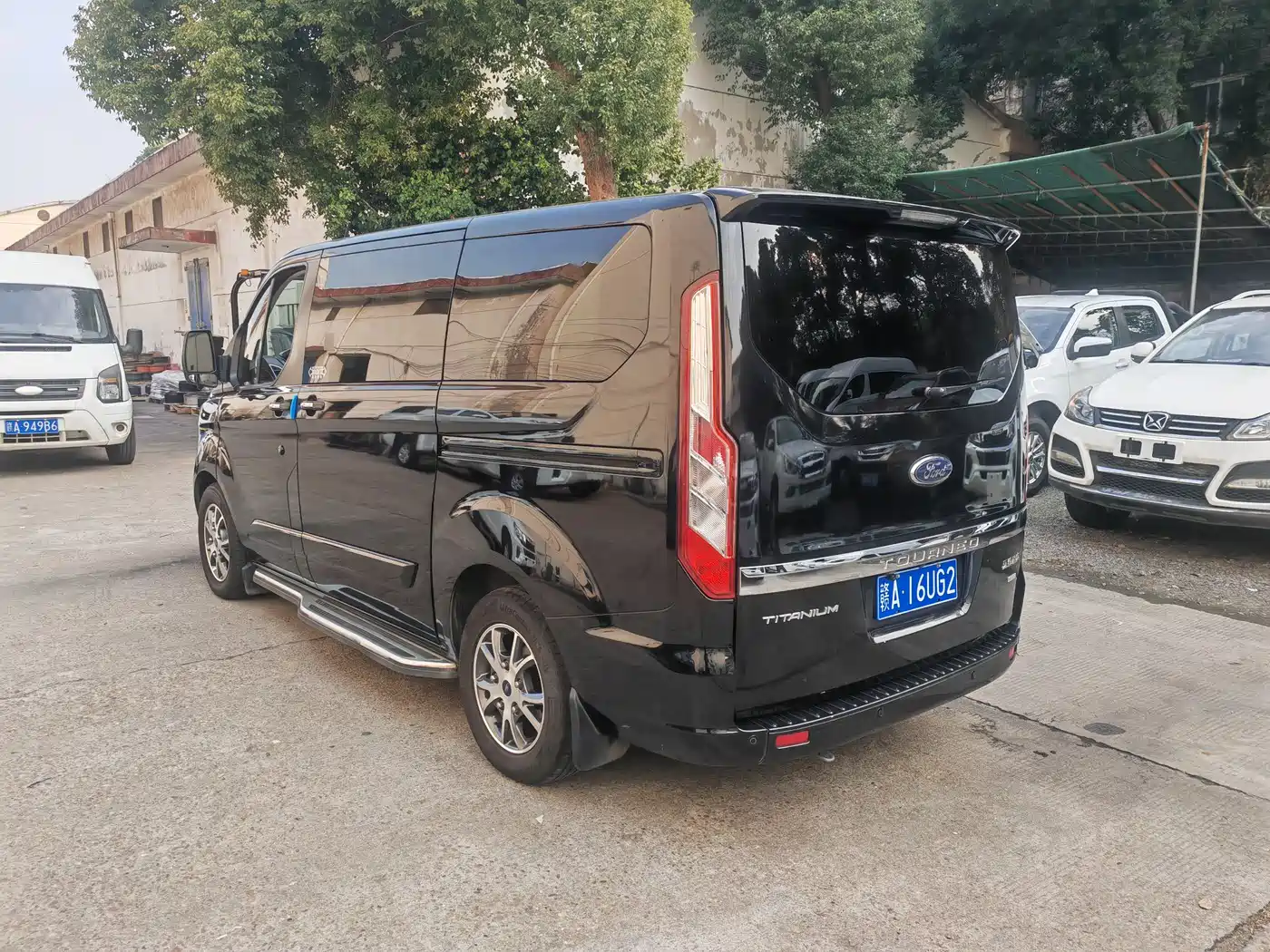 Ford Tourneo 2020 2020 2.0T Auto Jingrui Edition China VI