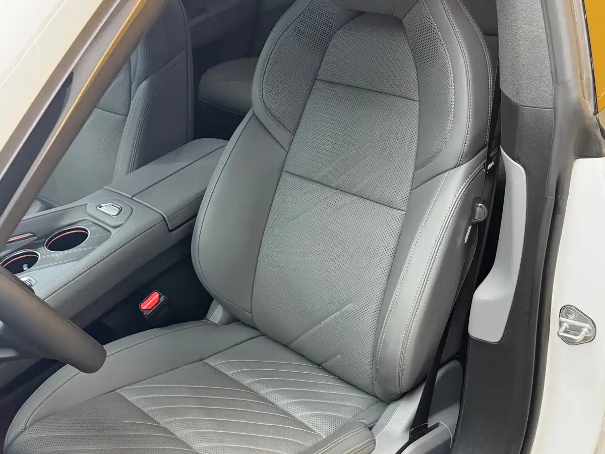 ZEEKR EXTREME KRYPTON 001