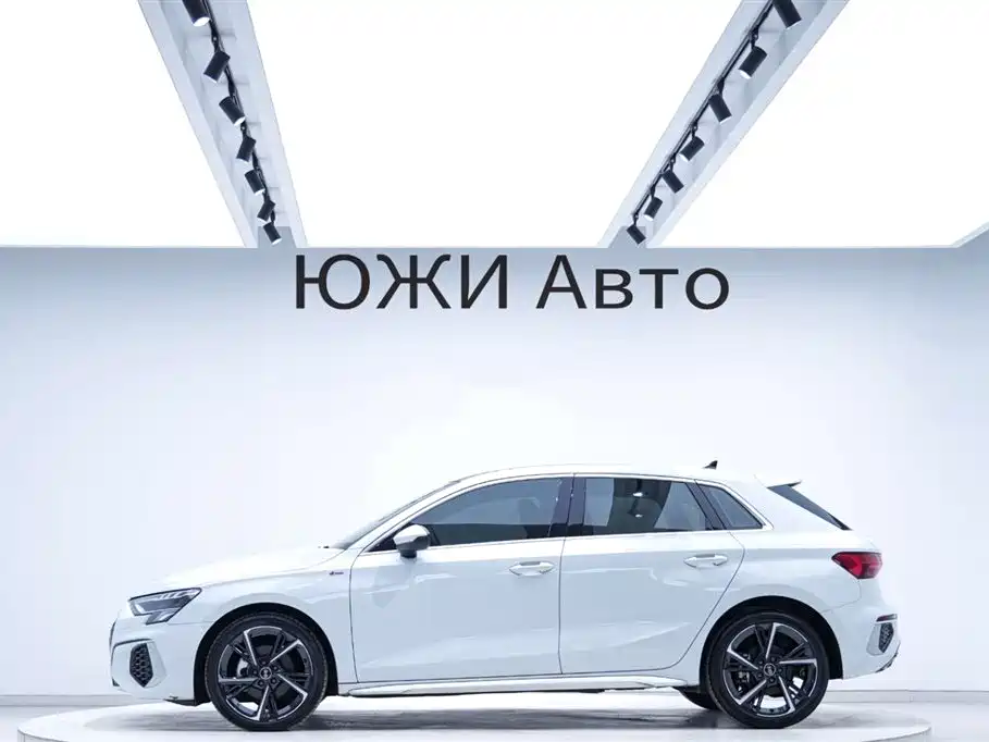 Audi A3 2023 Sportback 35 TFSI Fashion Sport