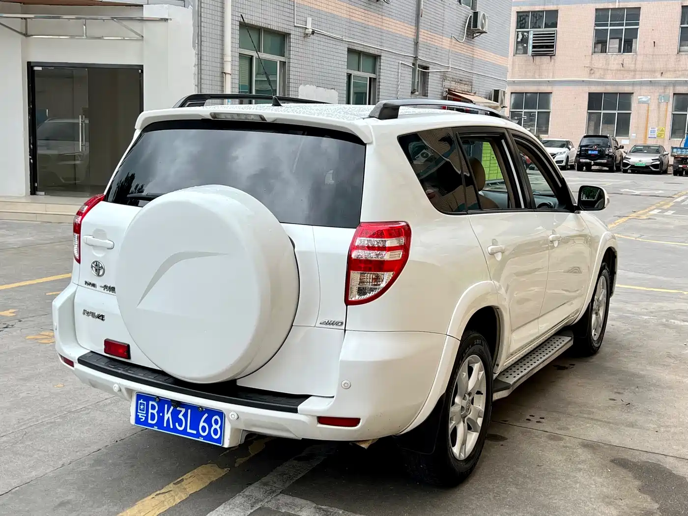 Toyota RAV4 Rongfang 2011 2.4L Automatic 4WD Luxury Edition фото 5