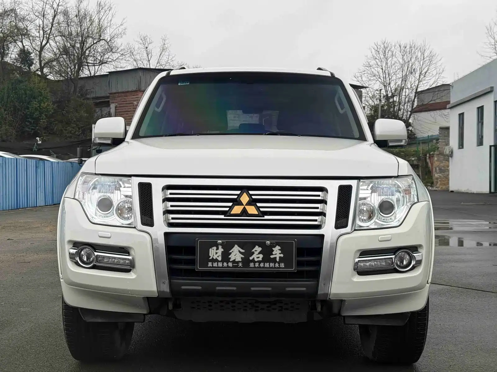 Фото 2 - Mitsubishi Pajero (Import)