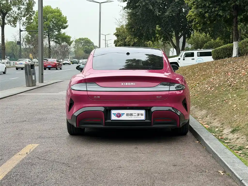XIAOMI CAR XIAOMI SU7