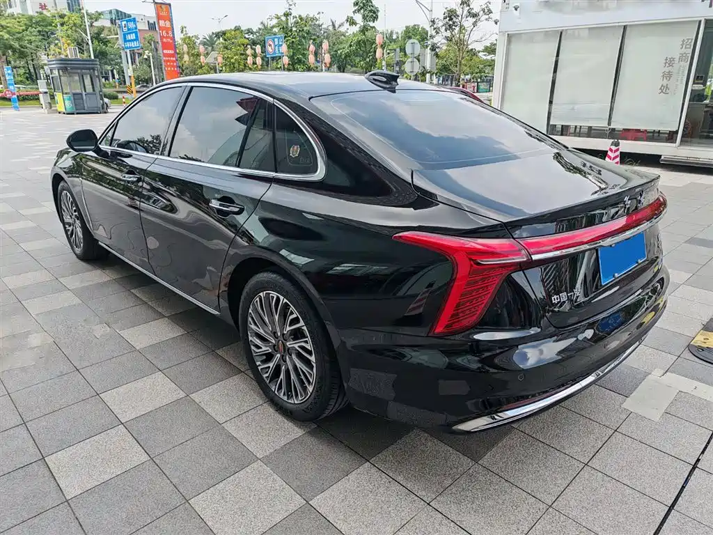 Hongqi H5 2025 2.0T Automatic Flag Celebration 500,000 Units Anniversary Edition фото 7