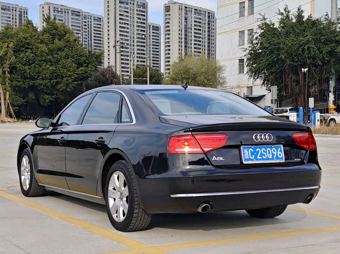 Audi A8 2011 A8L 3.0 TFSI quattro Premium (245kW) фото 3