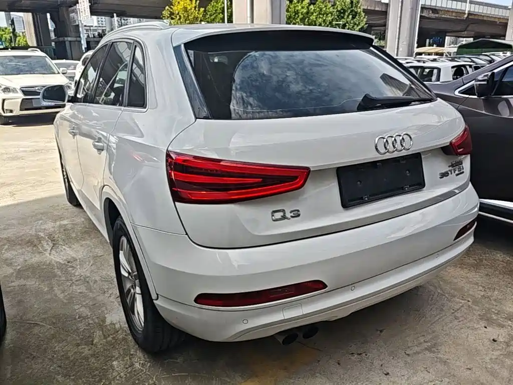 Фото 5 - Audi Q3