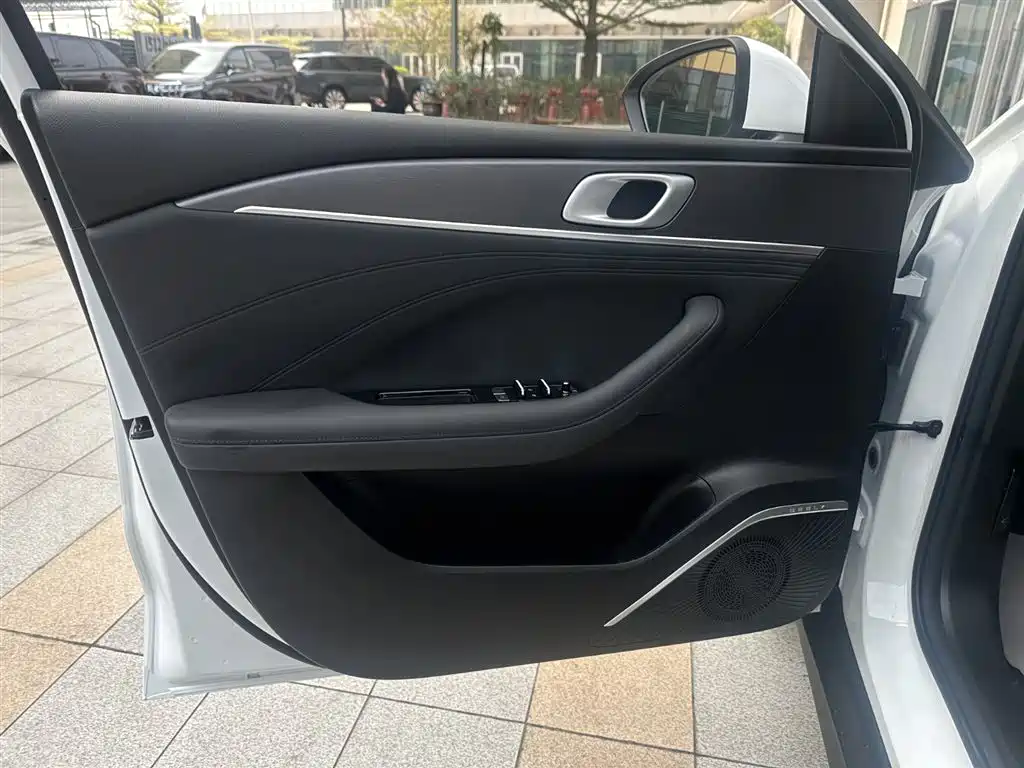 Geely Galaxy Galaxy Stellar 6 2025 Model 60km Free Edition фото 25