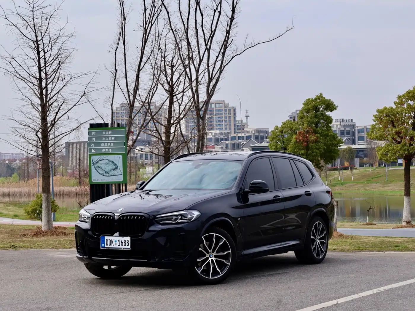 BMW X3 2022 xDrive30i Leading M Night Package