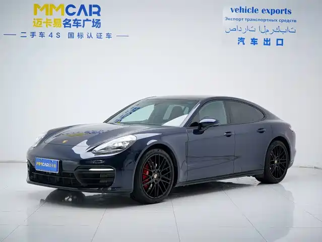 PORSCHE PANAMERA