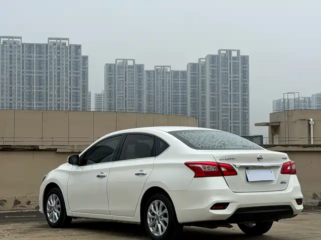Nissan Sylphy 2019 1.6XV CVT Smart Connect Premium Edition China VI — фото 5