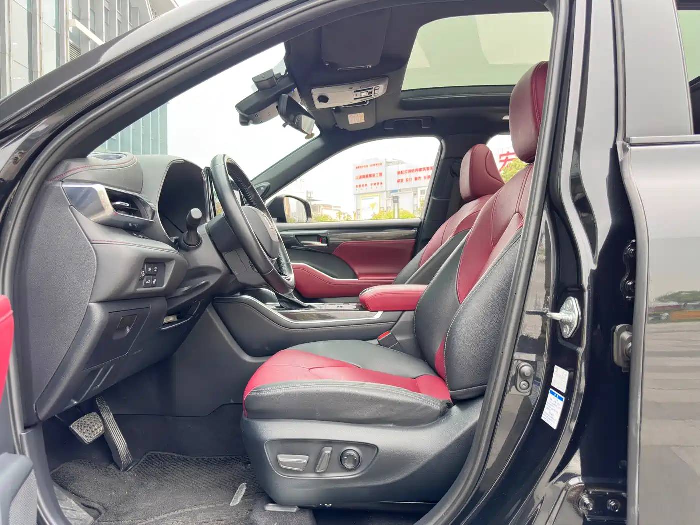 Toyota Crown Kluger 2021 2.5L HEV AWD Flagship Edition фото 10