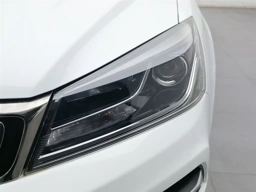 GEELY AUTOMOBILE EMGRAND