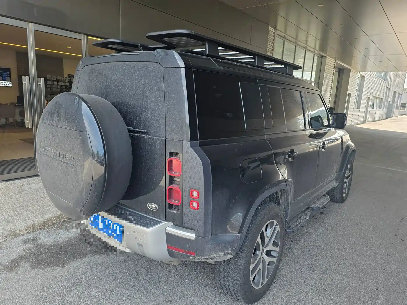 Land Rover Defender 2025 2025 110 3.0T P400 Dark Special Edition