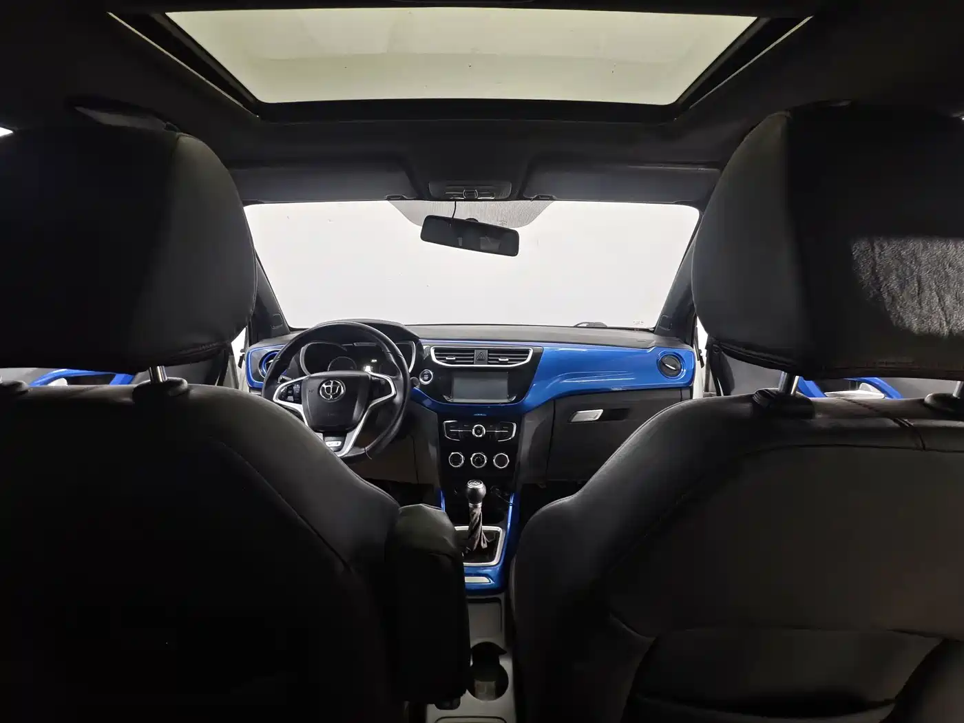 Zhonghua V3 2015 2015 1.5L Manual Smart Edition