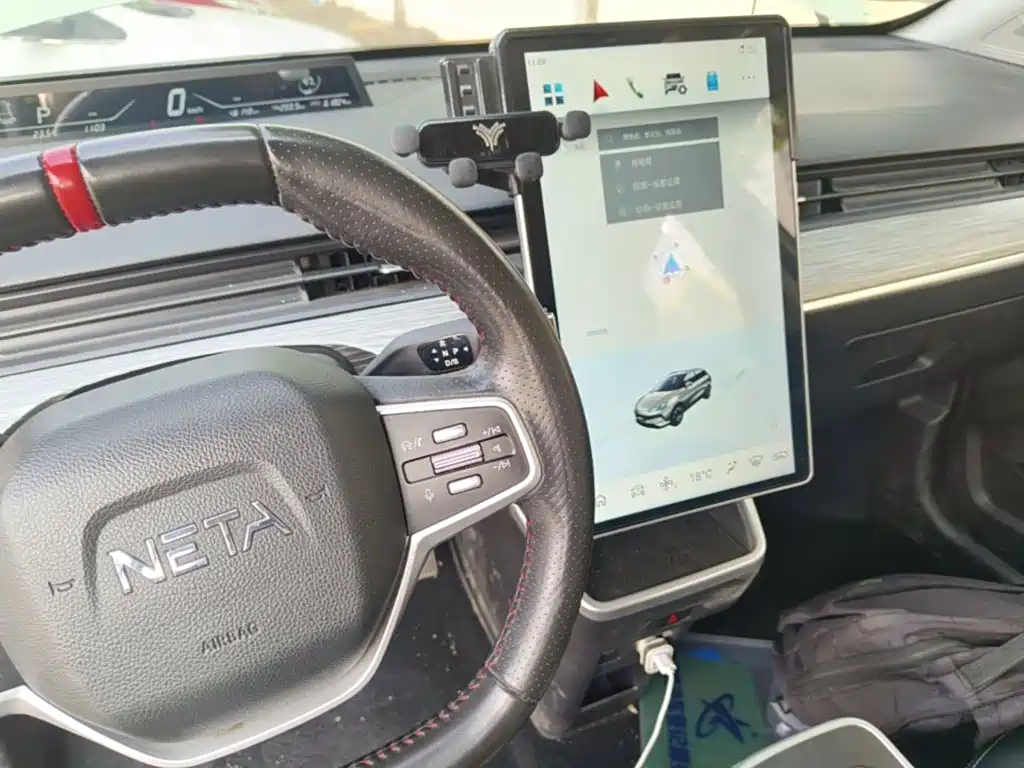 Nezha Auto Nezha V 2023 2022 Trend 300 Lite LFP