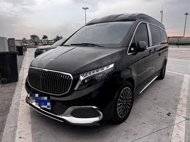 Mercedes-Benz V-Class 2024