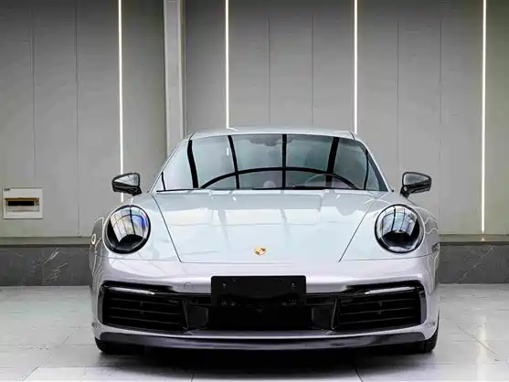 Фото 3 - Porsche 911