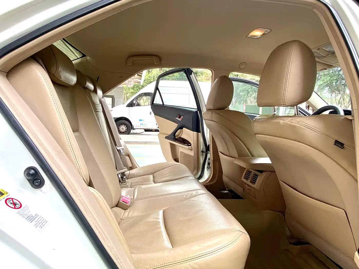 Toyota Reiz 2010 2.5S Elegance Elite Edition фото 11