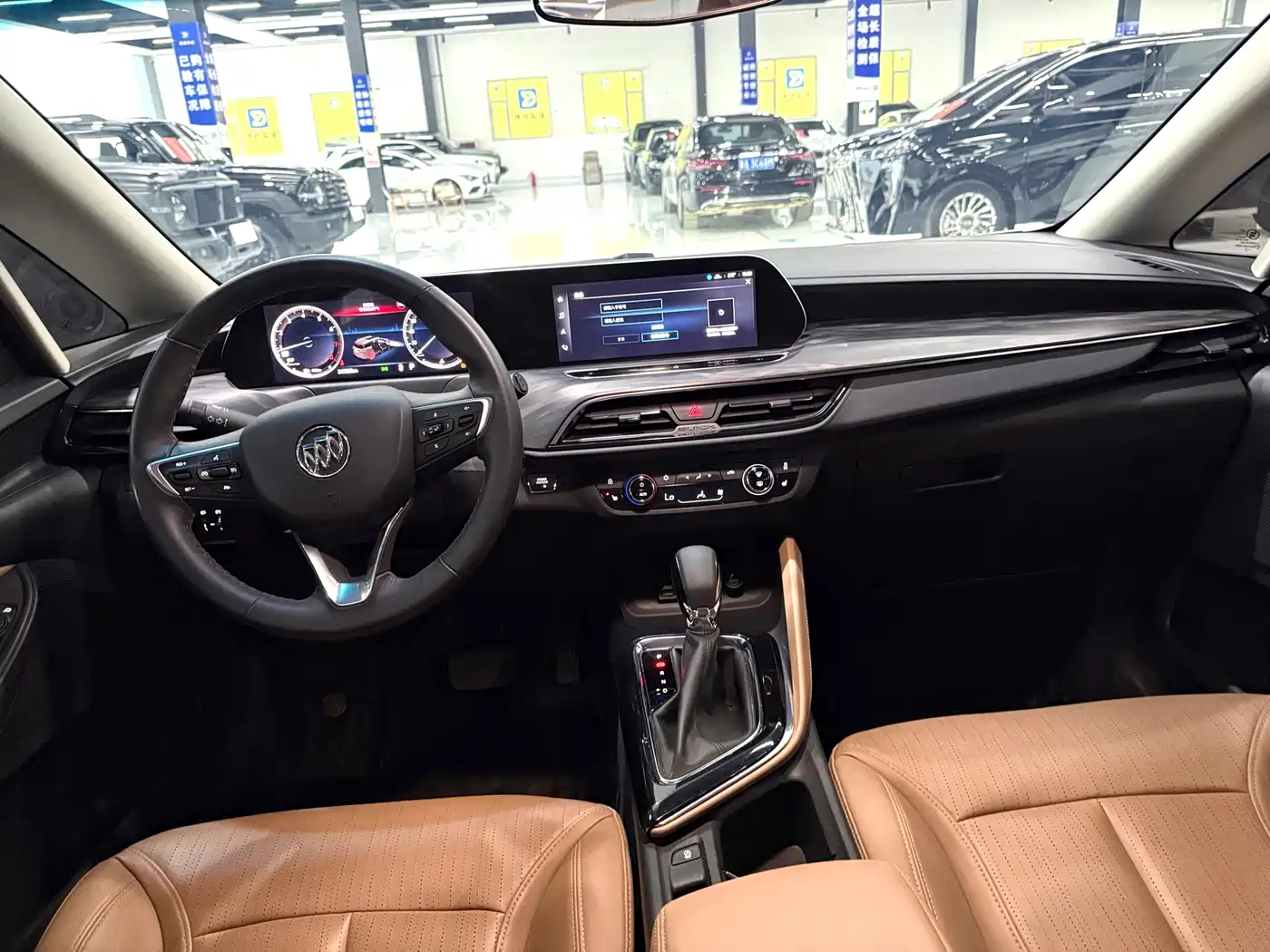 Buick GL6 2021 323T Mild Hybrid Connected Luxury фото 7