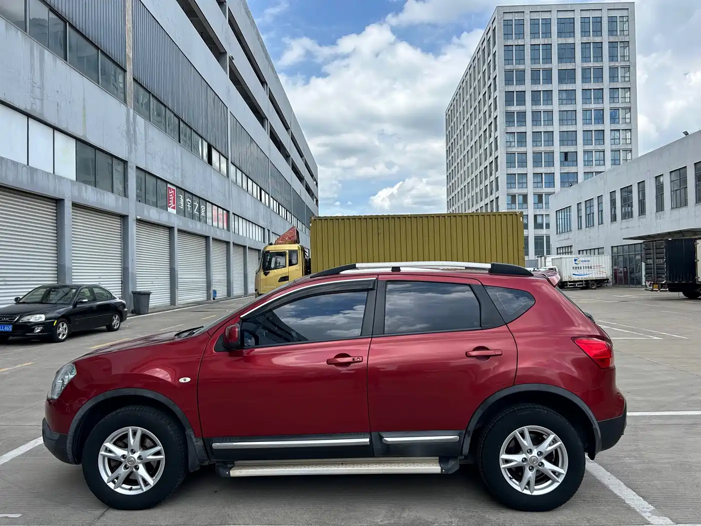 Nissan Qashqai 2011 2011 2.0XL Fire 6MT 2WD