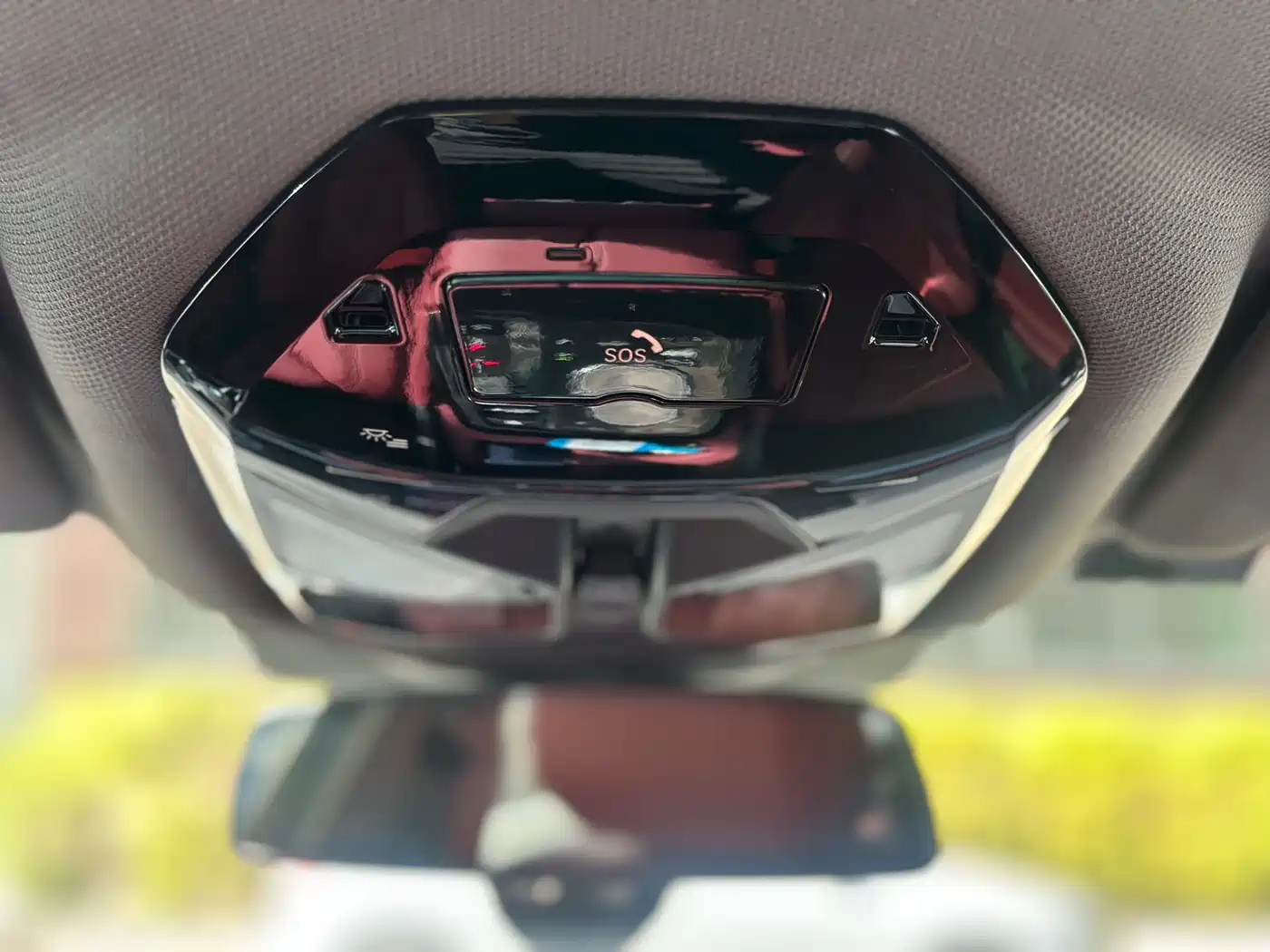 BMW 5 Series 2025 530Li Leading M Sport Package фото 18