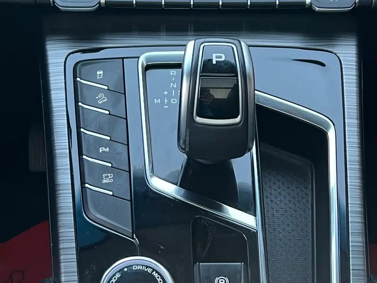 GEELY AUTOMOBILE BOYUE