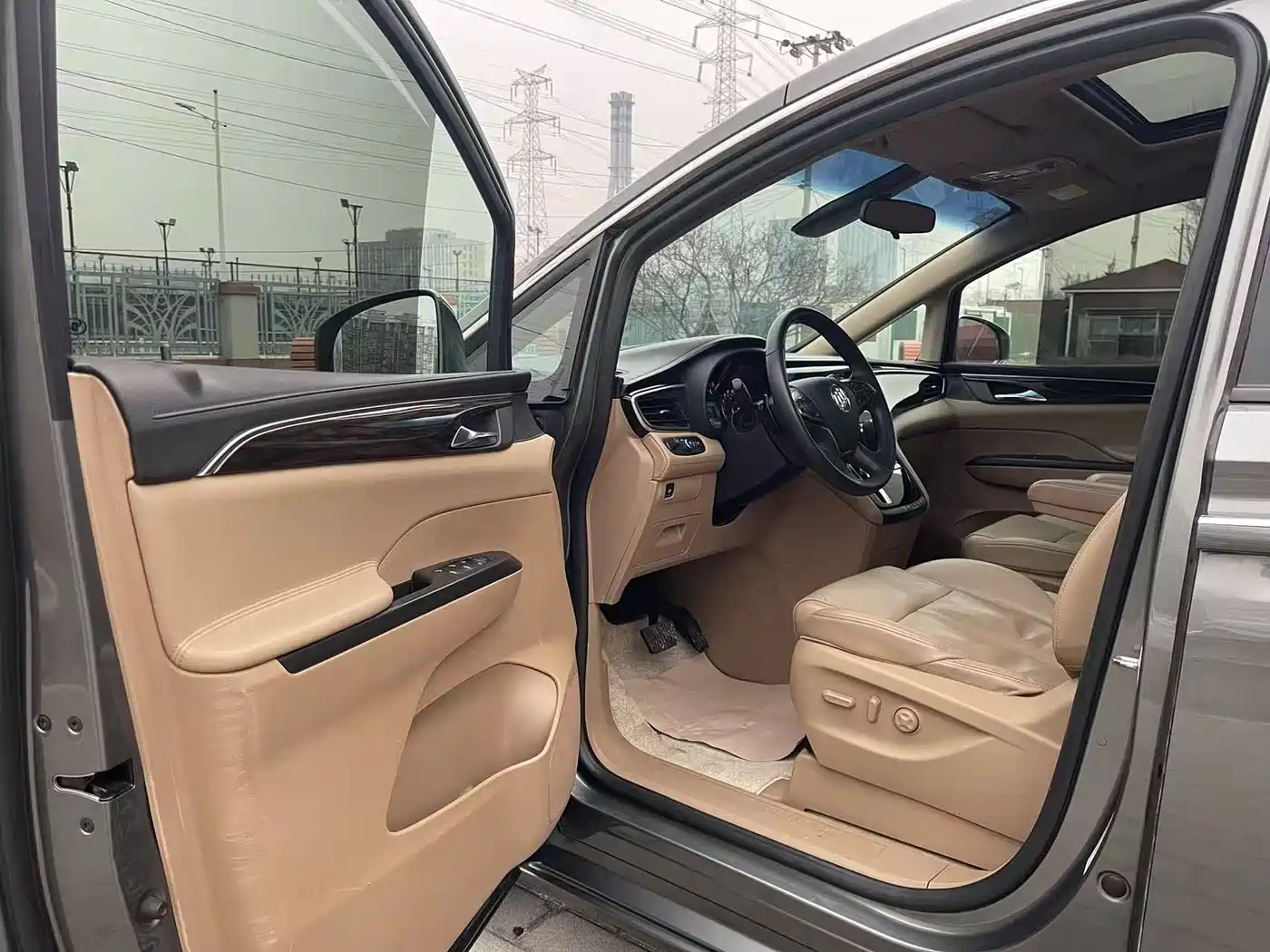 Buick GL8 2017 ES 28T Luxury China V фото 12
