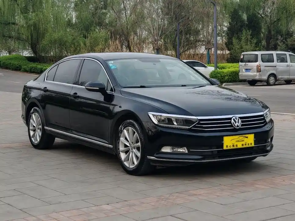 Volkswagen Magotan 2019 330TSI DSG Leading China VI фото 3
