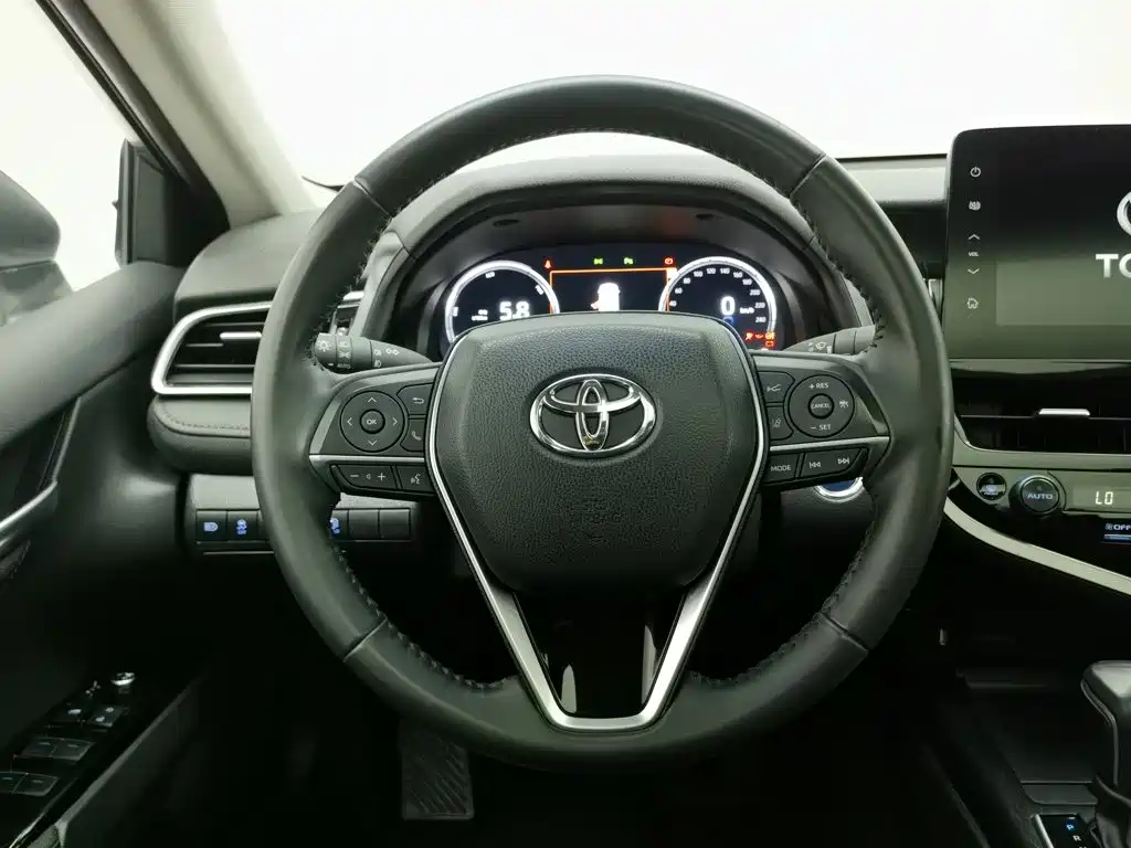 Photo 11 - Toyota Camry