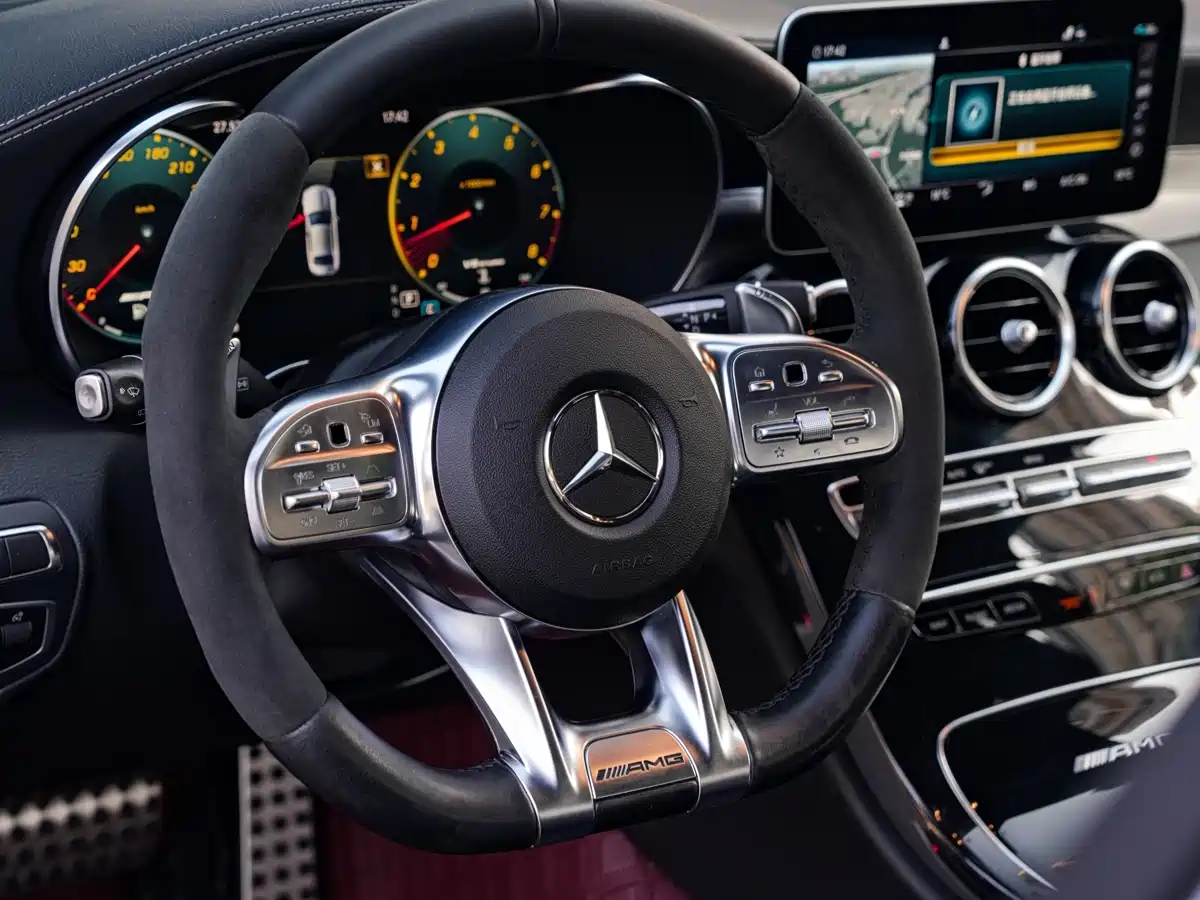 Mercedes-Benz C-Class AMG 2019 AMG C 63 фото 7