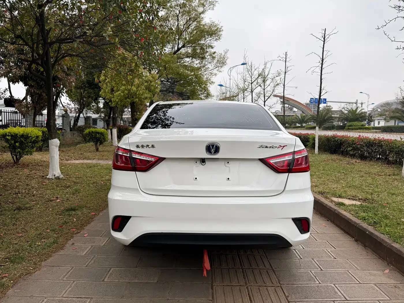 Changan Eado DT 2021 2021 1.6L Manual Luxury