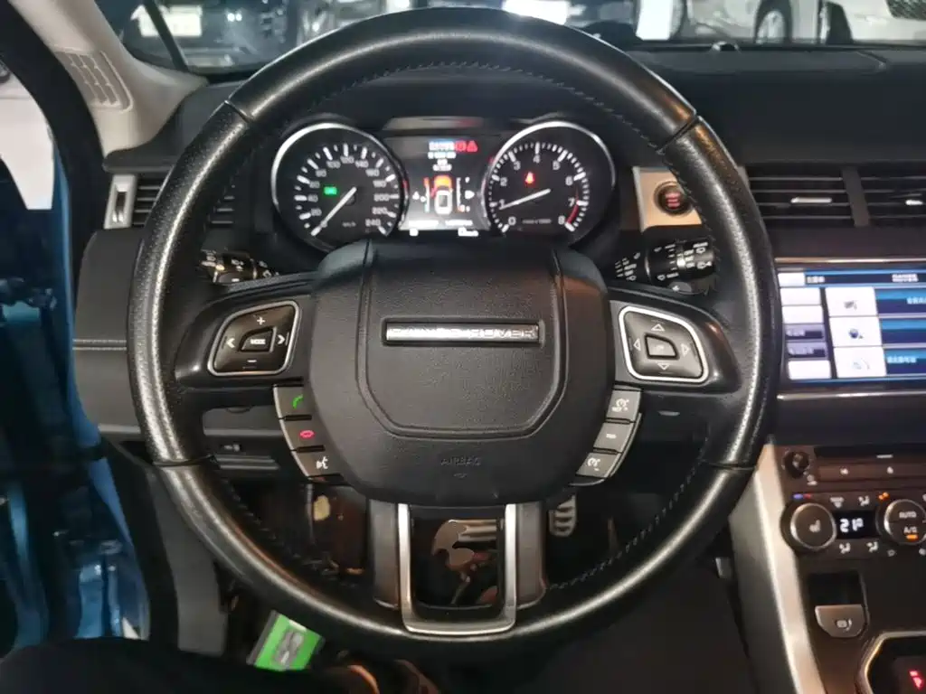 Фото 11 - Land Rover Range Rover Evoque (Import)
