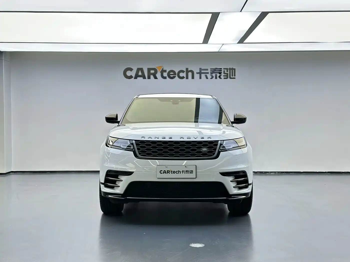 Land Rover Range Rover Velar 2020 P250 фото 2