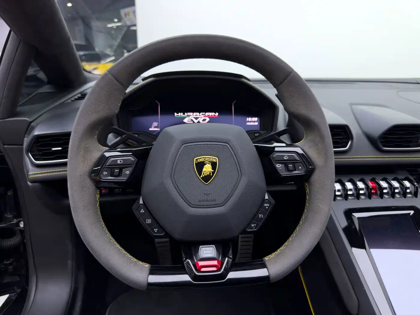 Lamborghini Huracán 2022 2020 Huracán EVO RWD Spyder